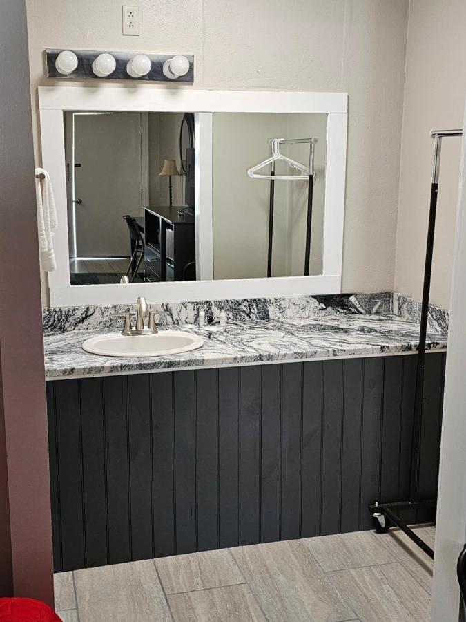 Oak Mar Motel Oakland Екстериор снимка